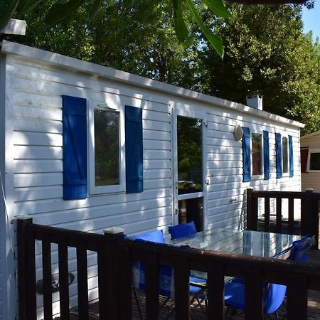mobil-home sur terrain bucolique Hyères Extérieur photo