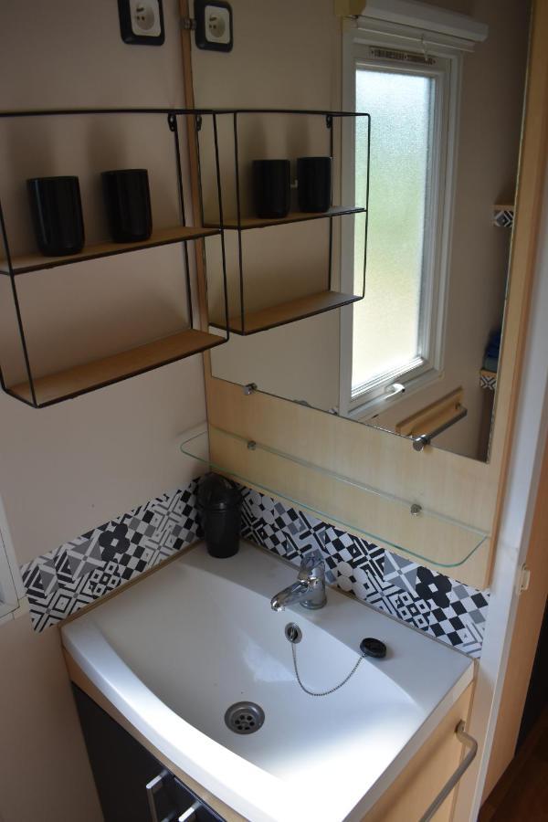 mobil-home sur terrain bucolique Hyères Extérieur photo